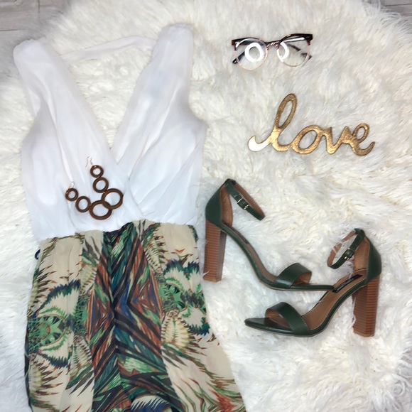 Olive green heels - Picture 2 of 8